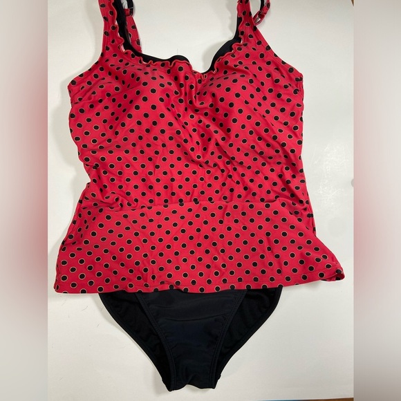 Liz Claiborne Tankini Top Red w/ Black Bottoms - Picture 8 of 9